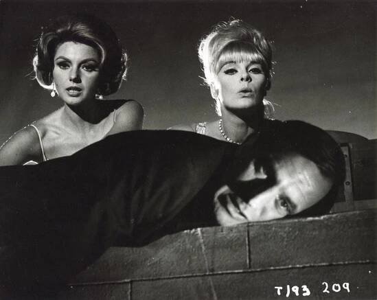 Něžné pohlaví - Z filmu - Sylva Koscina, Elke Sommer
