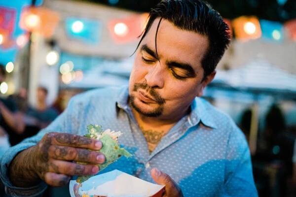 Natty's interview chef Aarón Sánchez at Tortilla Awards