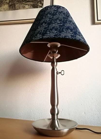 Stínítko bílé Milena - stínidlo na lampu s modrotiskem