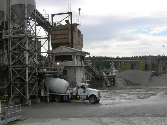 File:Cement plant 03.jpg - Wikimedia Commons