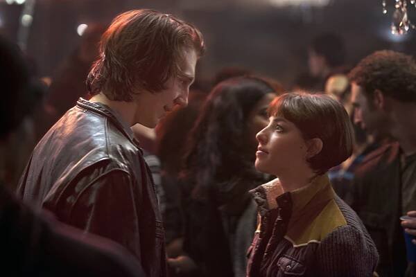 V tátově stínu - Z filmu - Paul Dano, Olivia Thirlby