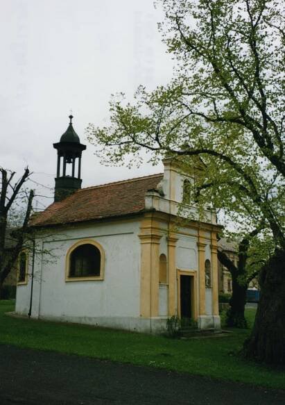 Soubor:Mstišov kaple sv. Eustacha.jpg – Wikipedie