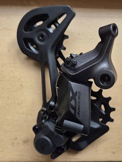 Prodám přehazovačku Shimano XT RD-M8130, 11s LinkGlide 11-50z
