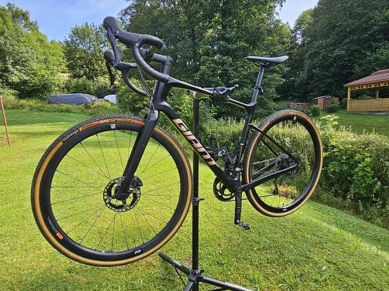 Giant Revolt 3 za 54 000 Kč