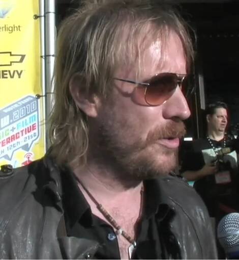 Rhys Ifans