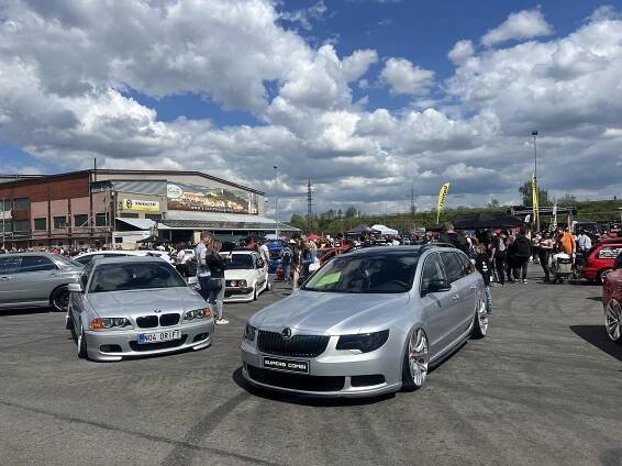 Víkend na Ostravsku: automobilové závody, fotbalové derby, street food festival