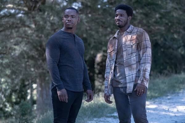 Joivan Wade, Elijah R. Reed - Doom Patrol - Fame Patrol - Z filmu