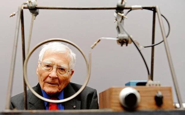 Kariéra k neuvěření. Lovelock objevil freony, hledal život na Marsu nebo vybavoval agenty britské tajné služby