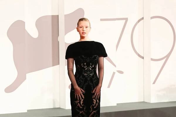 Mia Goth at an event for Pearl (2022)