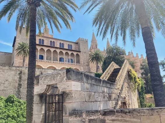 Exploring Palma de Mallorca on a Palma free walking tour