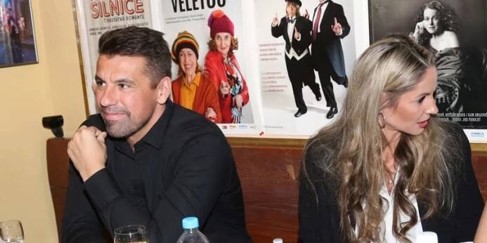 Manželé a rodiče dvou synů už dnes podle všeho spolu nežijí.