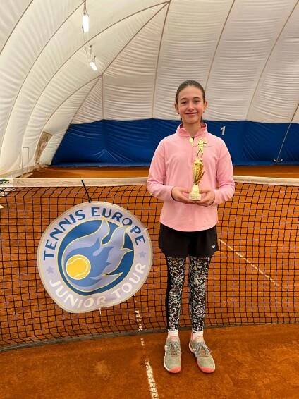 Zlato Karolíny Šmídové na Tennis Europe Junior Tour - Tenisový klub Zlín, z.s.