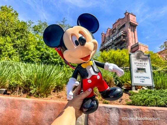 Refillable Popcorn Buckets in Walt Disney World | the disney food blog