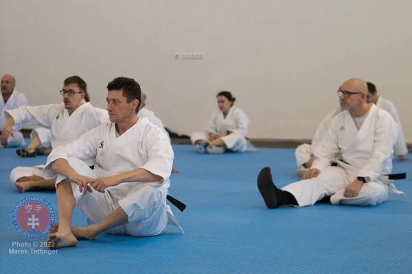 Seminár skúšobných komisárov a Otvorený seminár Goju ryu karate - Slovenská federácia karate a bojových umení