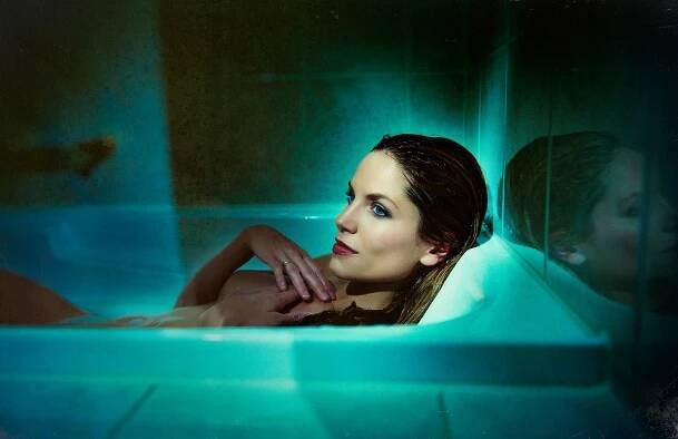 Ellen Hollman.jpg