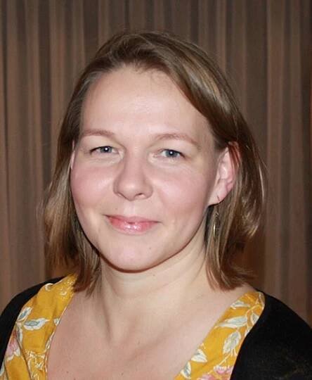 Portrait Photo of Eva M. Hejzlarová