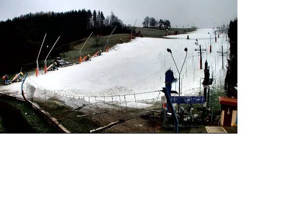 Vlekaři čekají na pravidla pro start sezony, někde už začali zasněžovat