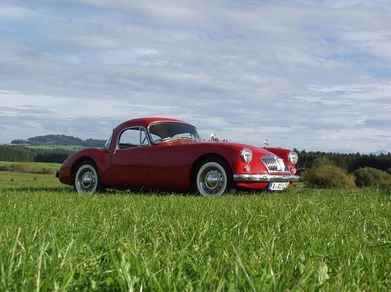 MGA Coupe MkII 1962, Old Vintage Garage, Oldtimersammlung, Oldimer Bayern Kutzenhausen, Agawang, drophead Coupe, Survivor, Classic car  