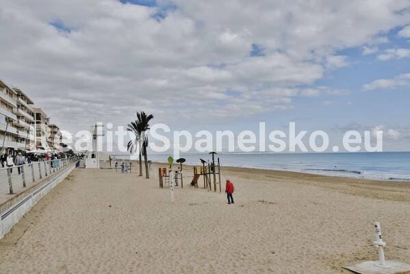 Apartmán 4+kk | 114 m² | Balkon s přímým výhledem na moře - RealitySpanelsko.eu