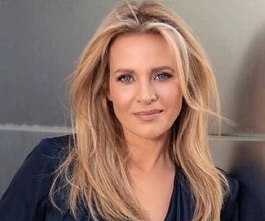Jessalyn Gilsig Biography - Facts, Childhood, Family Life & Achievements