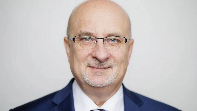 Je rozhodnuto. Novým senátorem za Chrudim se stal Jan Tecl