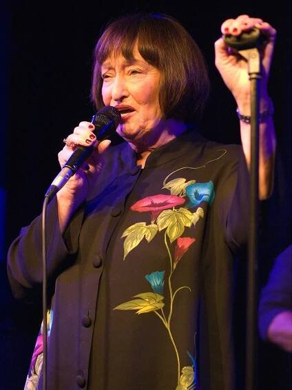 Soubor:Sheila Jordan Unterfahrt 2010-01-19-001.jpg – Wikipedie