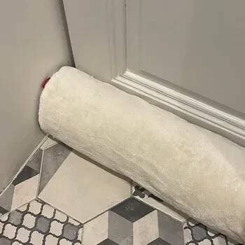 Polštář Aesthetic Dveřní a okenní válec - ochrana proti průvanu Mikroplyš - Béžová Délka válce: 90 cm
