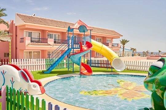 ALEXANDER THE GREAT RESORT (4)