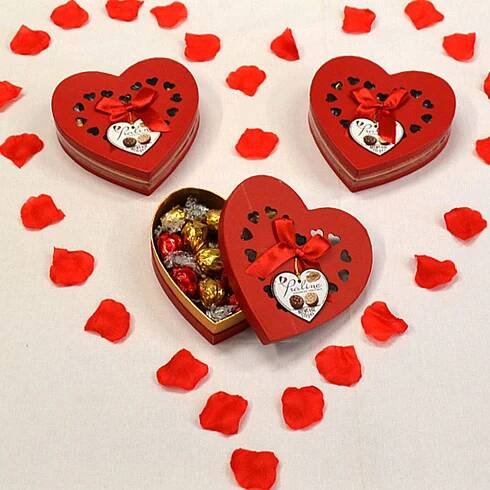 Srdce s italskými pralinkami Socado Cuore 170 g
