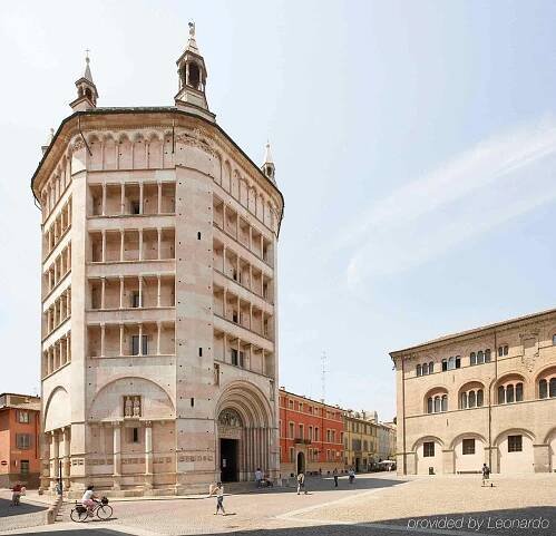 Hotel Ibis Styles Parma Toscanini 3*