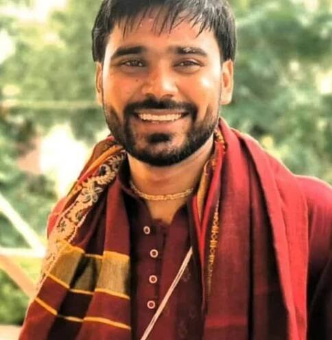 Book Certified Online Vedic Pandits | Guruji | Purohit | Acharya | Shastri