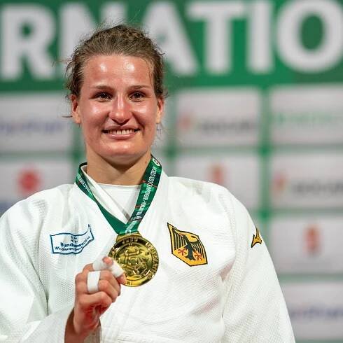Anna-Maria Wagner im Porträt: Freund, Alter, Größe, Karriere-Ende