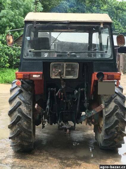 Traktor Zetor 7-245T Trima s čelním nakladačem a SPZ + Příslušenství