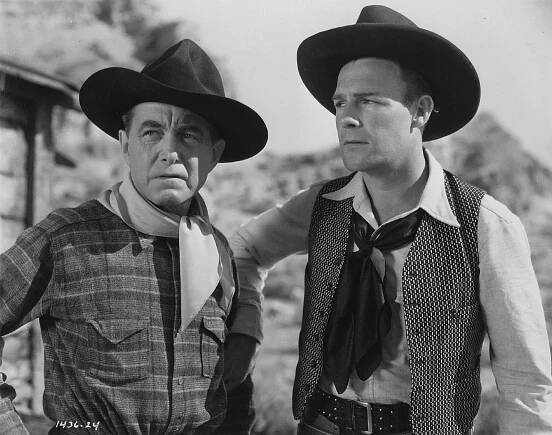 Sunset Pass (1933)