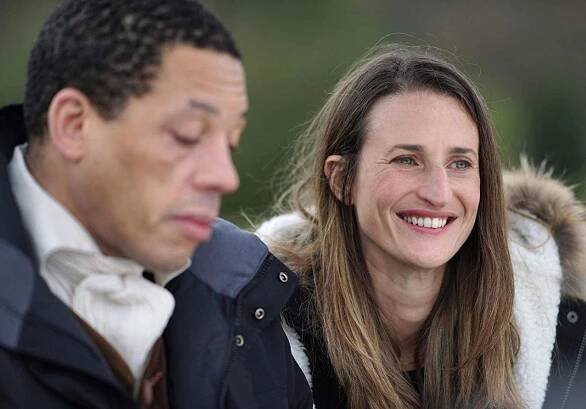 Chci mluvit se svým agentem! - Julie et Joey - Z filmu - Camille Cottin