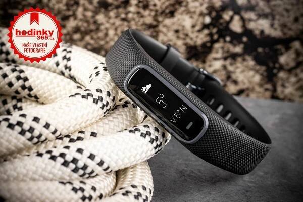 Garmin Vívosmart 4 Black (velikost S/M) | Hodinky-365.cz