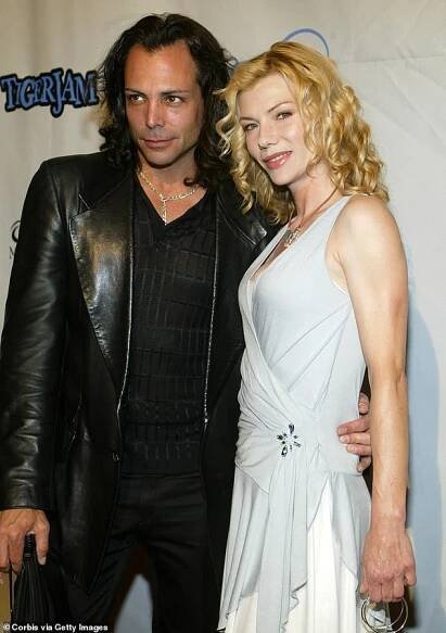 The star with actress Stephanie Niznik from the TV series Everwood