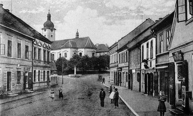 Radnice / kostely - Města a městečka