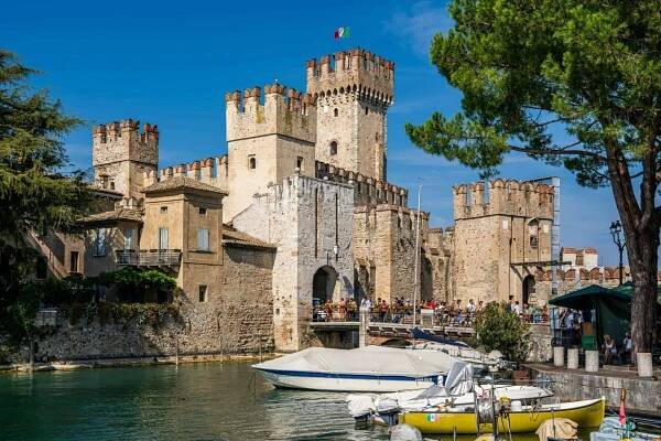 Sirmione co vidět - Sirmione hrad