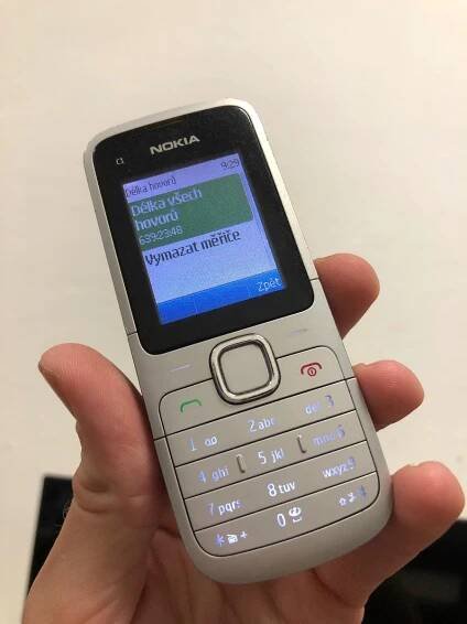Nokia C1-01