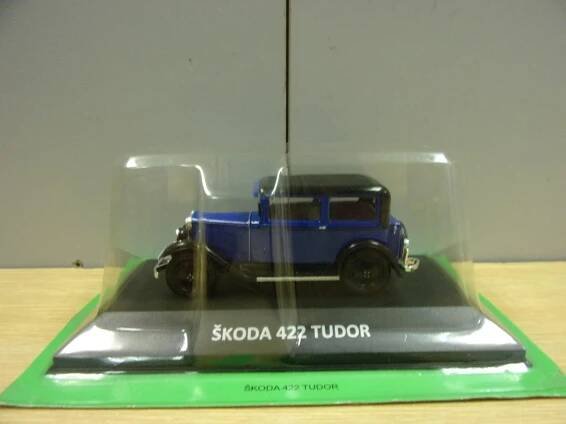Retro kovové autíčko DeAgostini 1:43 ŠKODA 422 TUDOR, veterán