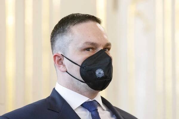 Bývalý šéf kontrarozviedky SIS Peter Tóth: NOVÝ RIADITEĽ SIS MICHAL ALÁČ JE AŽ PRIVEĽMI SPÄTÝ S GANGOM PČOLINSKÉHO! - CZ