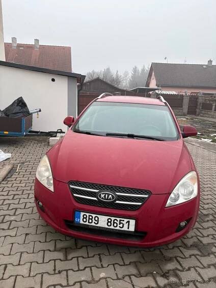 Kia Ceed - Most