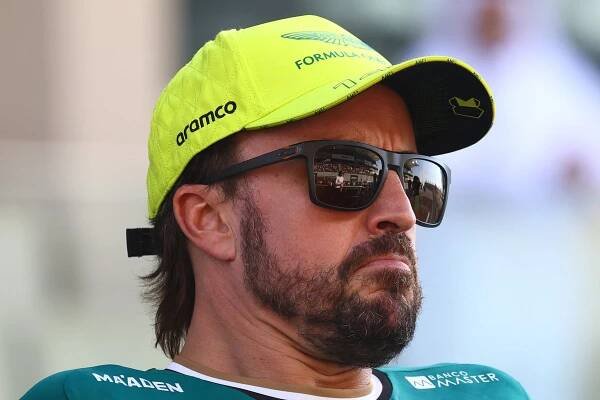 Fernando Alonso insists Aston Martin can challenge for title: ‘F1 is for dreamers’