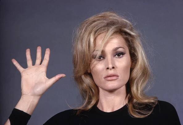 6 nejlepších bond girls: akční hrdinky i dámy v nesnázích | DOKINA.CZ