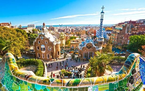 Kurzy španělštiny pro teenagery - Barcelona (14-21 let) - COOLAGENT