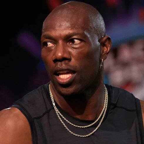 Terrell Owens atropellado por un coche tras una discusión durante un partido de baloncesto