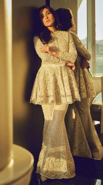 Khushi to Shanaya Kapoor: Destination wedding wardrobe inspired by Bollywood's GenZ kids