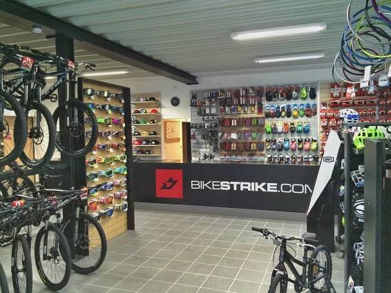 BIKESTRIKE.COM otevírá kamennou prodejnu | DoleKOP.COM
