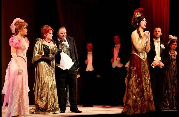 Miroslava Časarová - árie Sylvy z operety Čardášová princezna